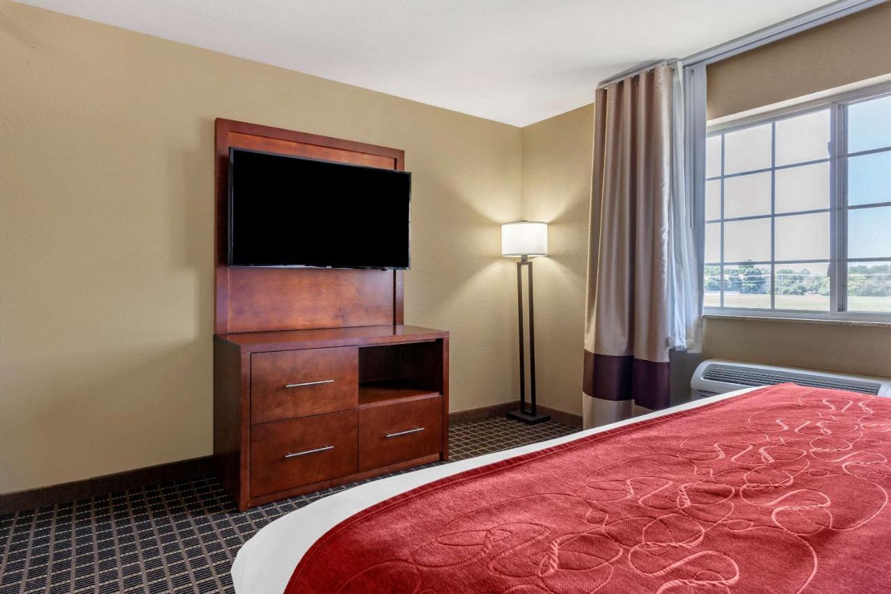 Comfort Suites Delavan - Lake Geneva Area מראה חיצוני תמונה