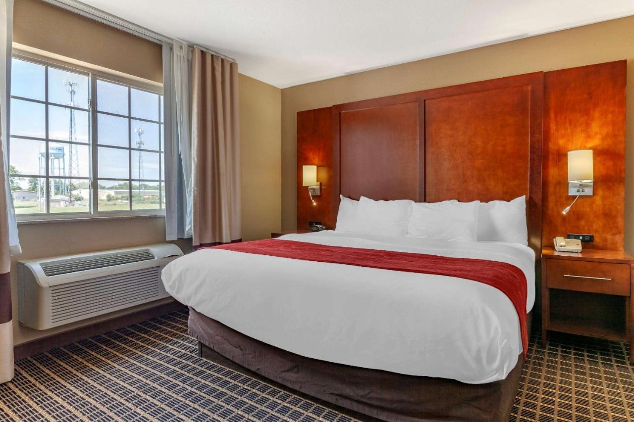 Comfort Suites Delavan - Lake Geneva Area מראה חיצוני תמונה