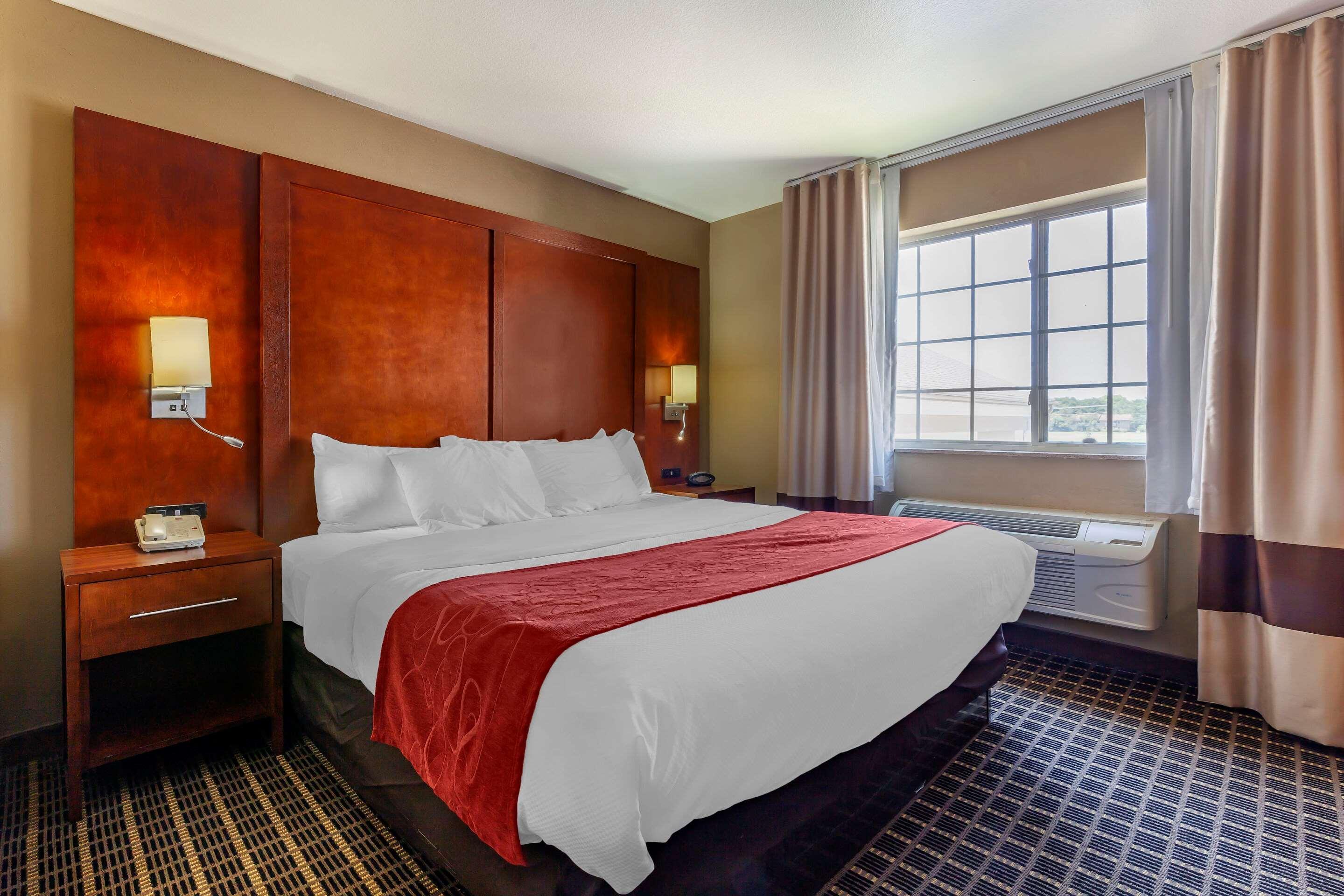 Comfort Suites Delavan - Lake Geneva Area מראה חיצוני תמונה