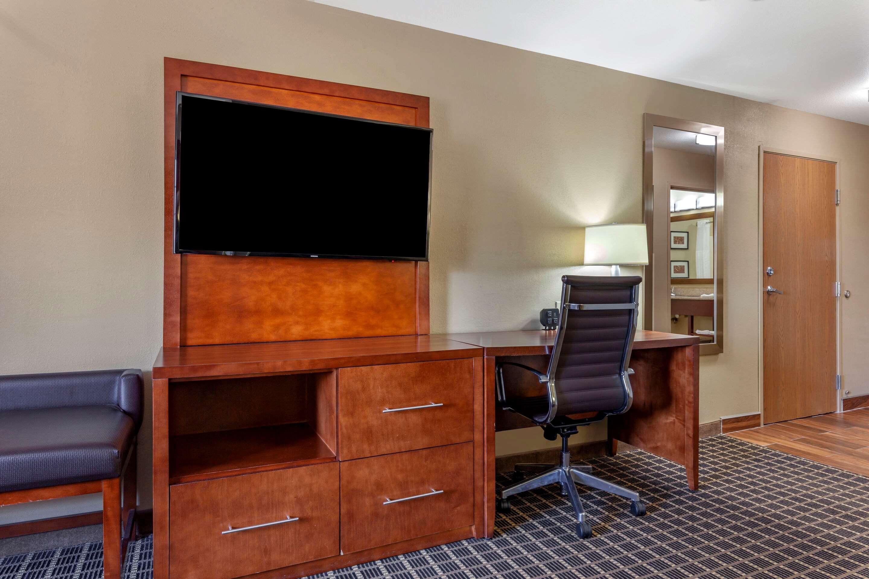 Comfort Suites Delavan - Lake Geneva Area מראה חיצוני תמונה