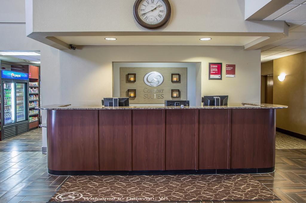 Comfort Suites Delavan - Lake Geneva Area מראה חיצוני תמונה
