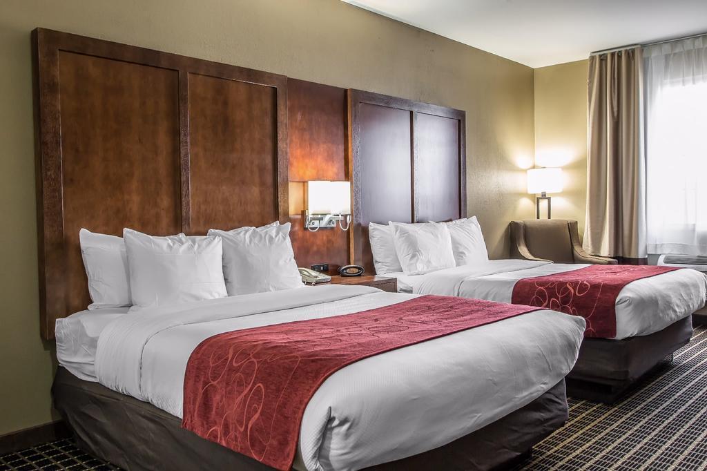 Comfort Suites Delavan - Lake Geneva Area מראה חיצוני תמונה