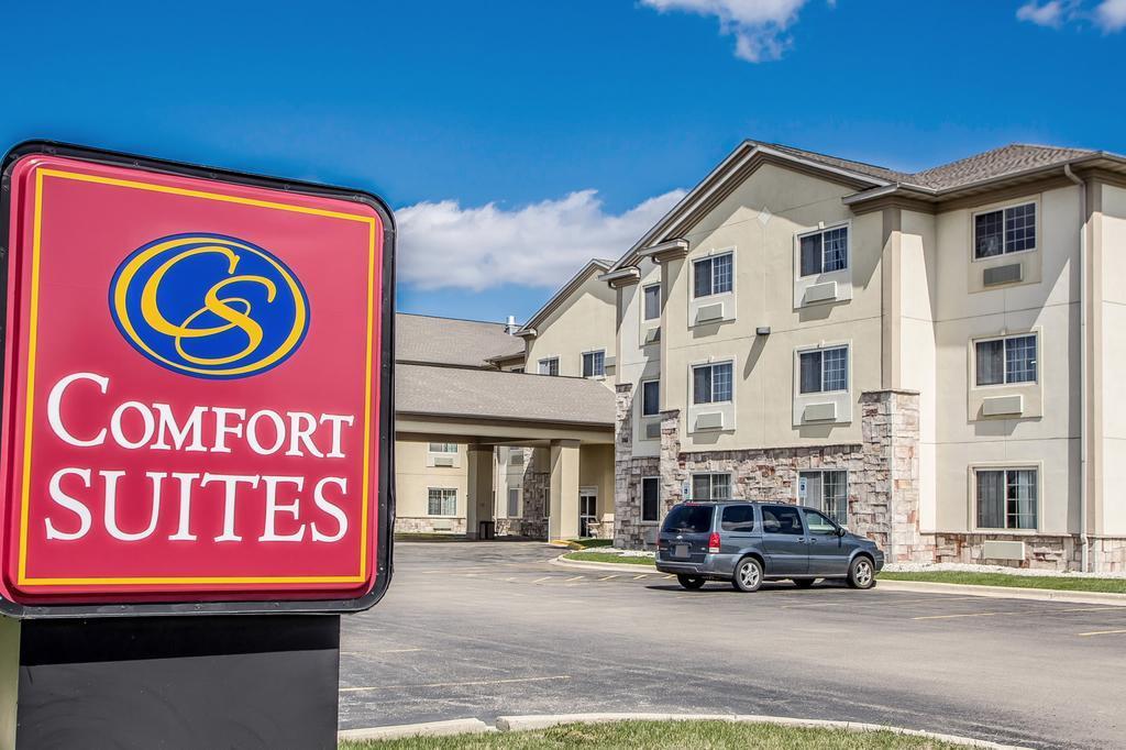 Comfort Suites Delavan - Lake Geneva Area מראה חיצוני תמונה