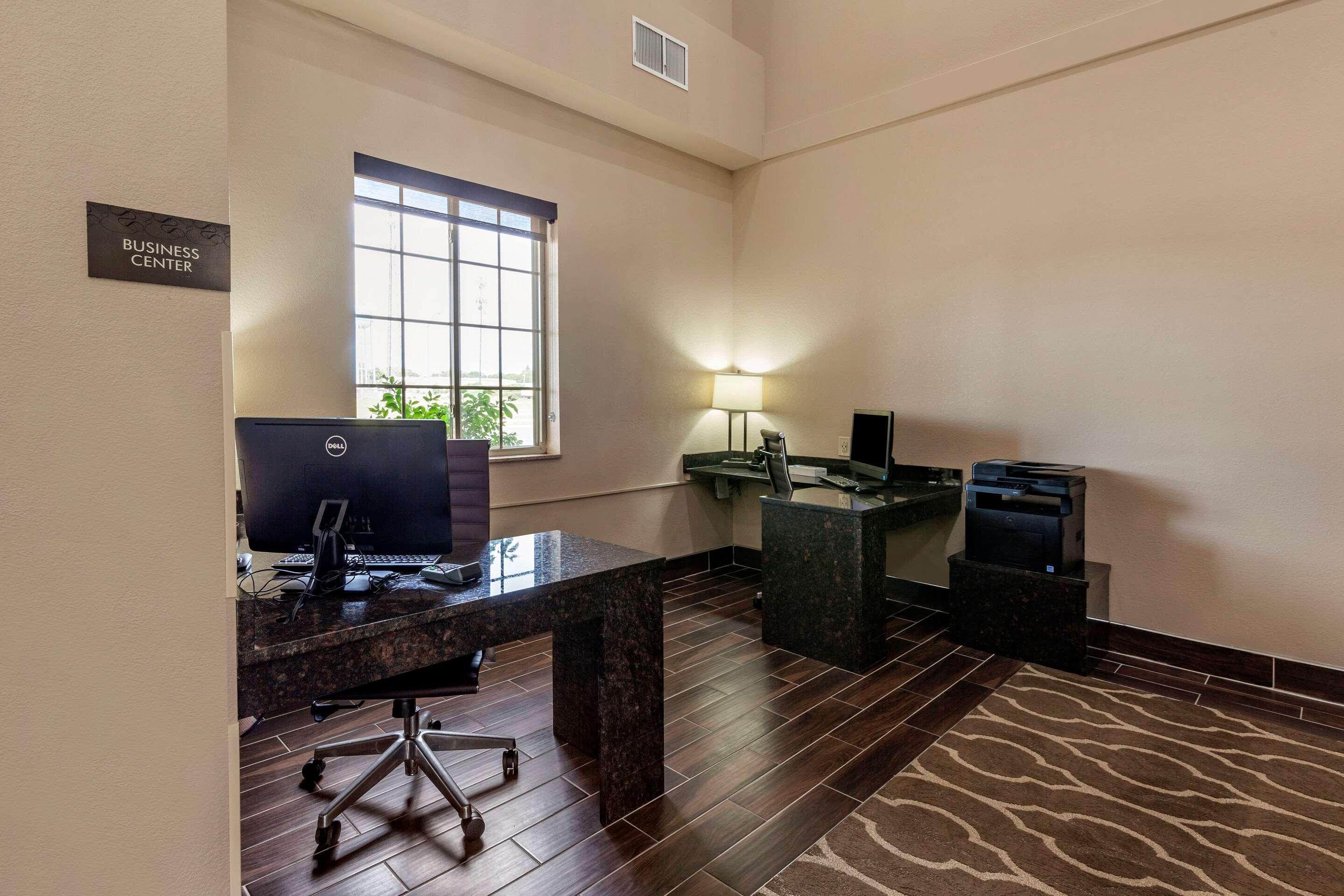 Comfort Suites Delavan - Lake Geneva Area מראה חיצוני תמונה