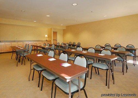 Comfort Suites Delavan - Lake Geneva Area מתקנים תמונה